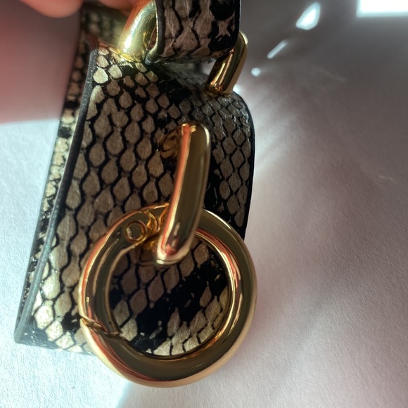 EXPRESS reptile print faux leather bracket with gold accent - Picture 2 of 4